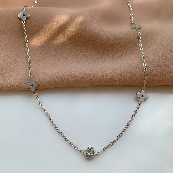 COLAR DELICADO MINI TREVOS E ZIRCÔNIA AÇO 316L⭐️