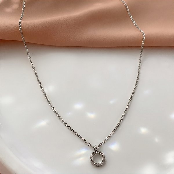 COLAR CÍRCULO VAZADO MINI ZIRCÔNIAS AÇO 316L⭐️