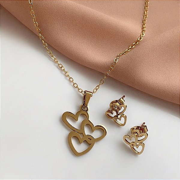 COLAR E BRINCO KIT TRIO CORAÇÕES VAZADOS DOURADO AÇO 316L⭐️