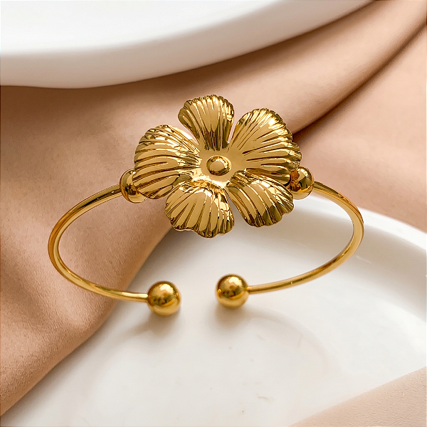 BRACELETE REGULÁVEL FLOR RISCADA DOURADO AÇO 316L⭐️