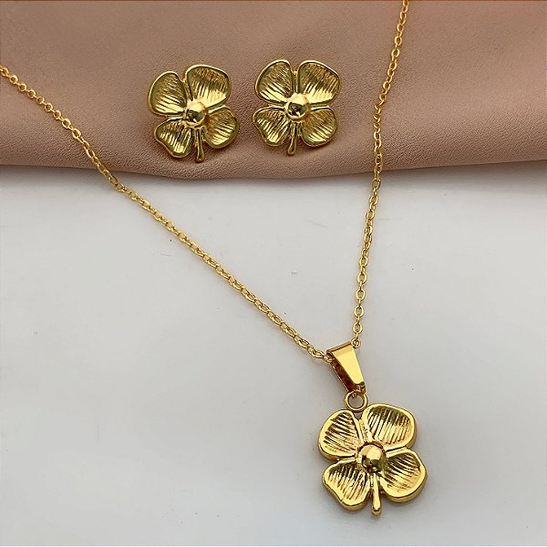 COLAR E BRINCO KIT TREVO 4 FOLHAS DOURADO AÇO 316L⭐️