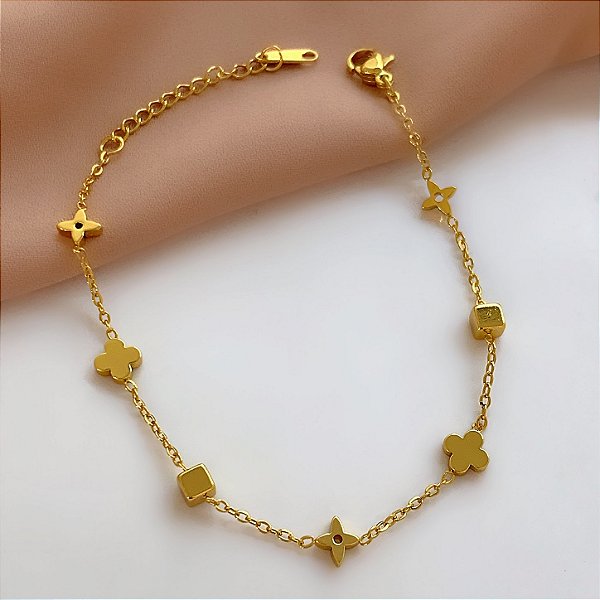PULSEIRA DELICADA MINI TREVOS DOURADO AÇO 316L⭐️