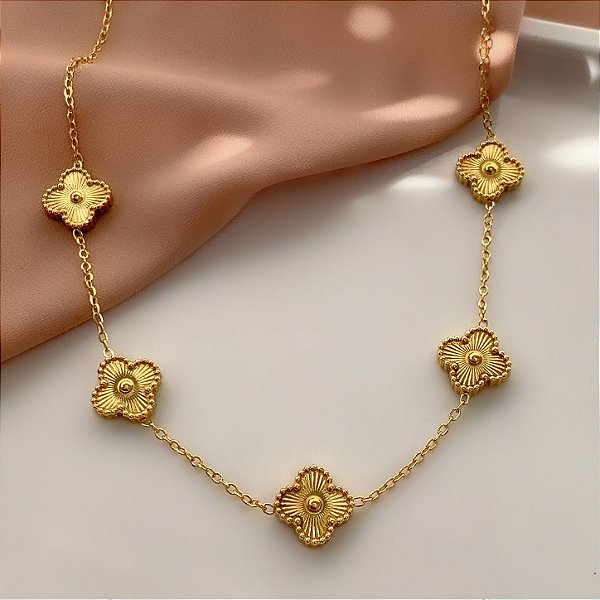 COLAR FLORES TEXTURIZADAS DOURADO AÇO 316L⭐️