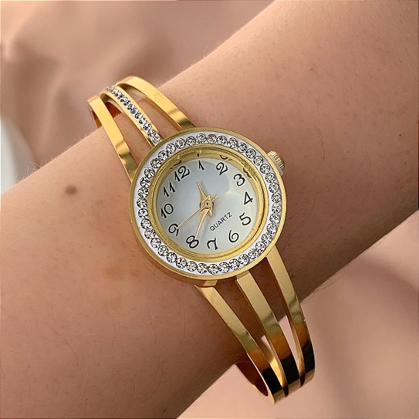 BRACELETE RELÓGIO 3 FIO E ZIRCÔNIAS DOURADO AÇO 316L⭐️