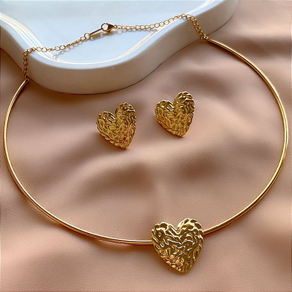 CONJUNTO DE COLAR ARO E BRINCO CORAÇÃO TEXTURIZADA DOURADO AÇO 316L⭐️