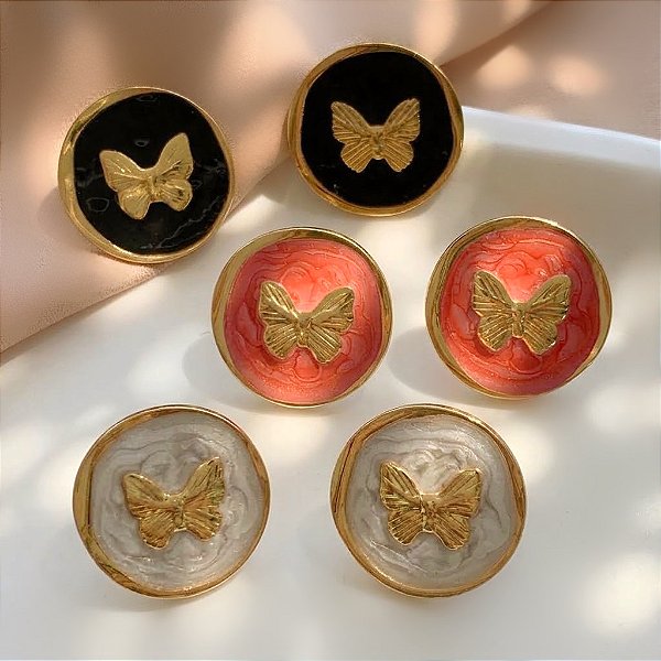 BRINCO BOTÃO BORBOLETA ESMALTADA DOURADO AÇO 316L⭐️(GRUPO 2)