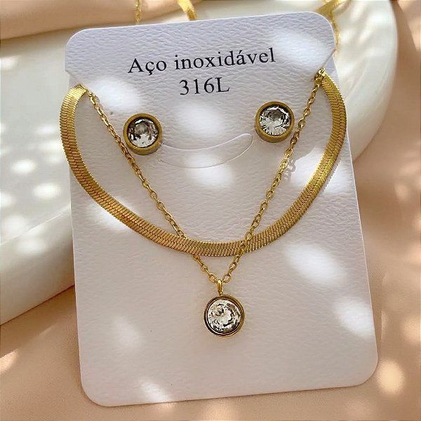CONJUNTO BRINCO E COLAR DUPLO FITA E PINGENTE REDONDO ZIRCÔNIA DOURADO AÇO 316L⭐️