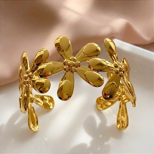 PULSEIRA/BRACELETE FLORES DOURADO AÇO 316L⭐️