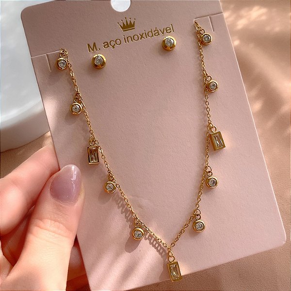 CONJUNTO BRINCO E COLAR PINGENTES ZIRCÔNIAS CRISTAL DOURADO AÇO 316L PREMIUM⭐️