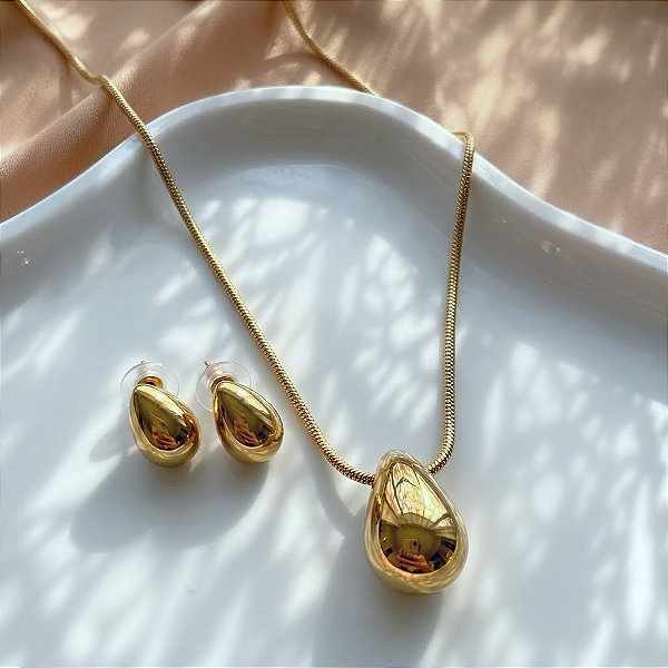 CONJUNTO BRINCO E COLAR GOTA BOLEADA DOURADO AÇO 316L PREMIUM⭐️