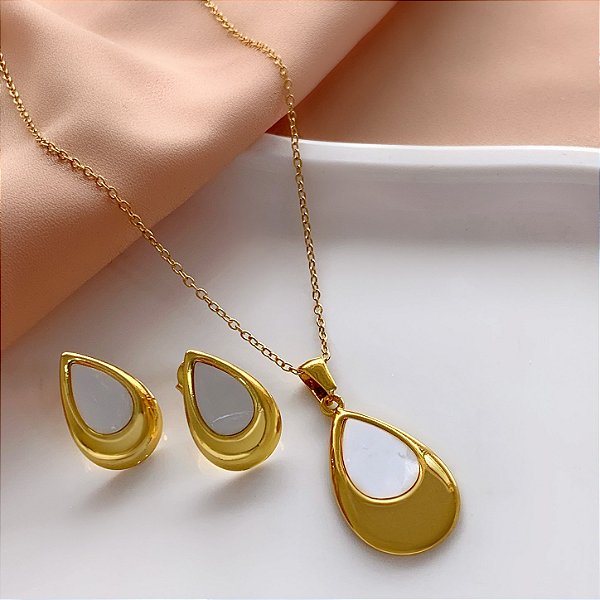 CONJUNTO COLAR E BRINCO GOTA MADREPÉROLA BORDA DOURADO AÇO 316L⭐️