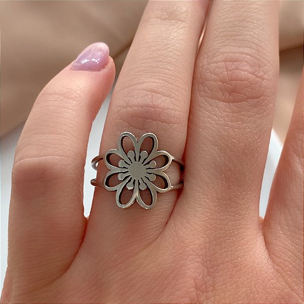 ANEL FLOR VAZADA AÇO 316L⭐️