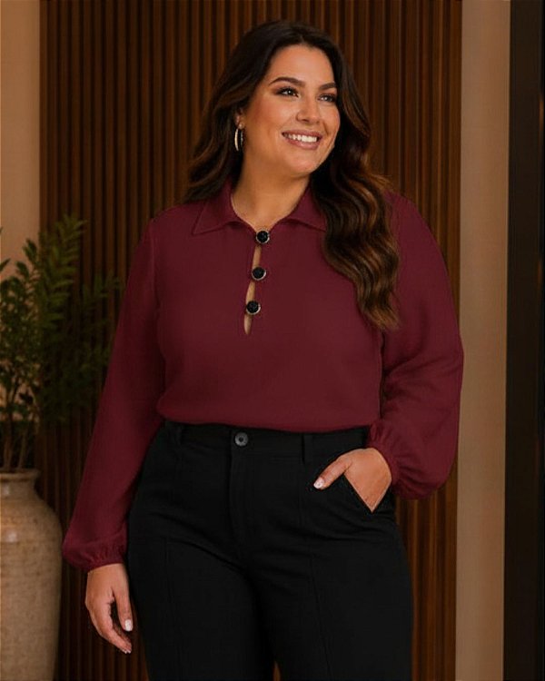 Blusa Feminina de Poli Linho com Detalhe de Gola e Botões - Ref. 77.04
