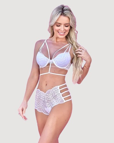 Conjunto Lingerie com Strapp e Calcinha Caleçon