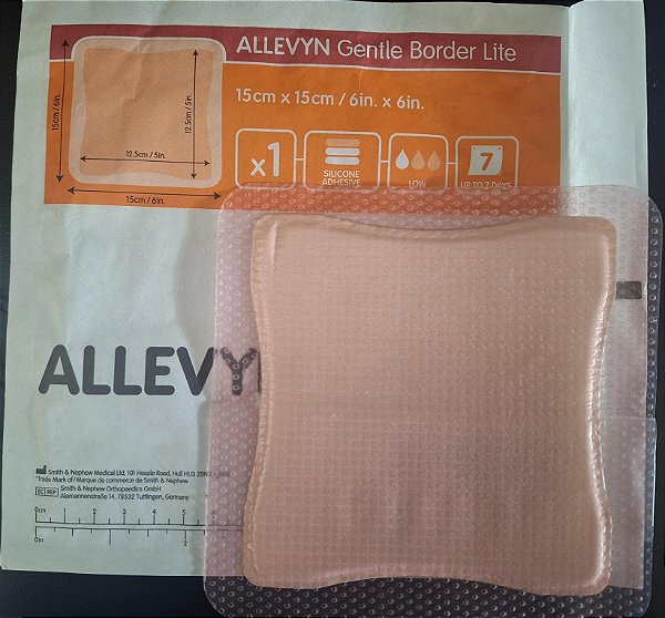 Curativo Allevyn Gentle Border Lite 15cm x 15cm Caixa C/10 Unidades - Smith & Nephew