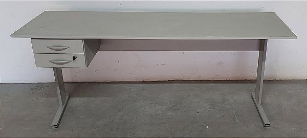 Mesa escritorio escrivaninha duas gavetas em mdf