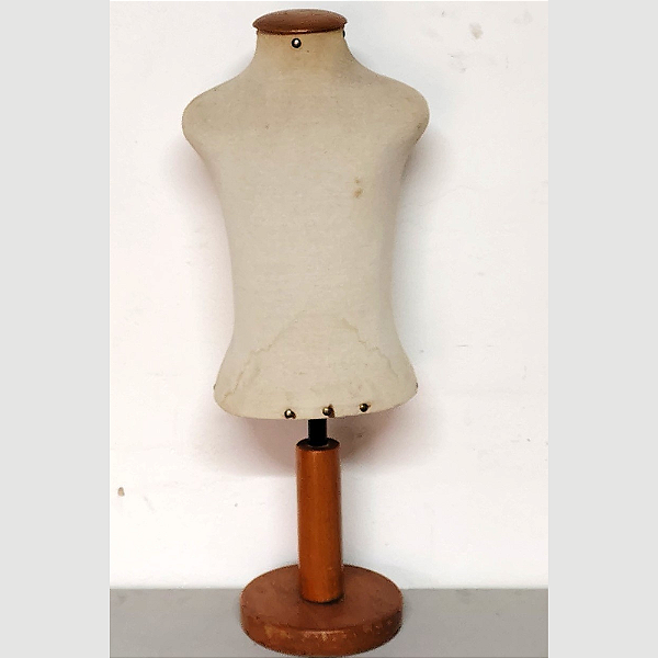 Manequim Infantil Forrado Decoração Vitrine com Base