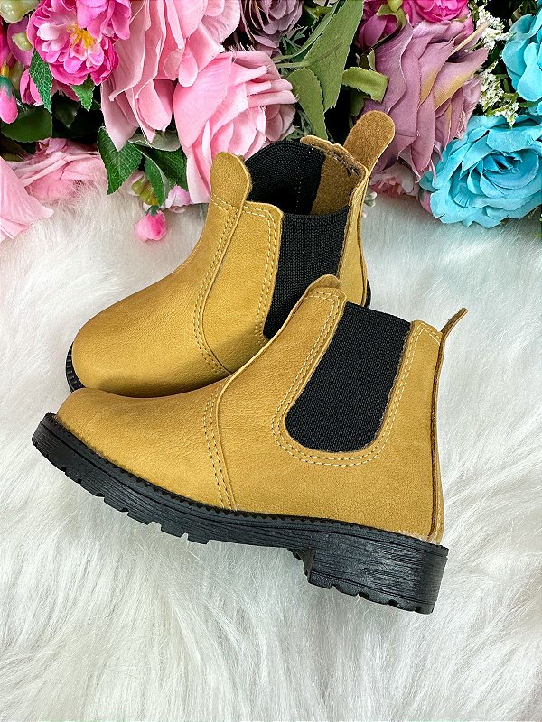 Bota Nilqi Masculina Mostarda