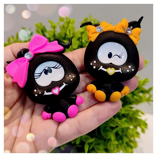 OLHO RESINADO SMILINGUIDO