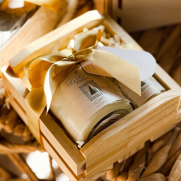 Caixa de madeira vela 100gr + spray 30ml - Expresso Polar Natal 2025