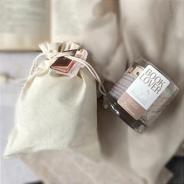 BookLover - Vela luminária com trechos