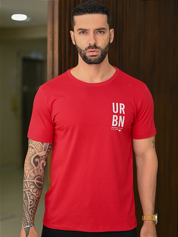 CAMISETA PREMIUM VERMELHA DETALHE EM RELEVO