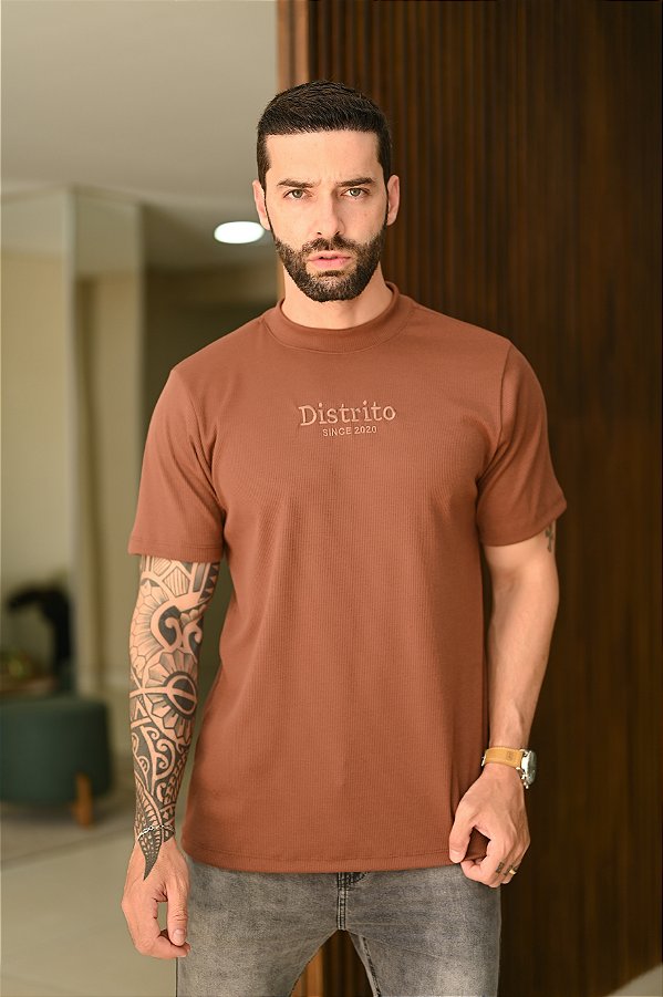Camiseta Premium Canelada Marron Bordado Computadorizado