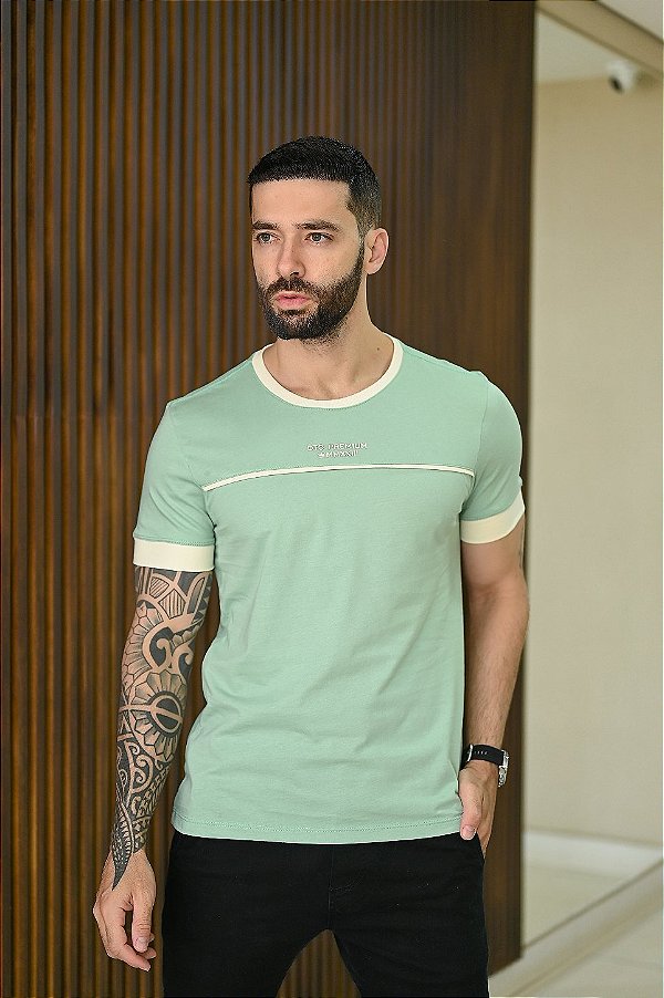 Camiseta Premium Algodão Verde e Off Menegotti