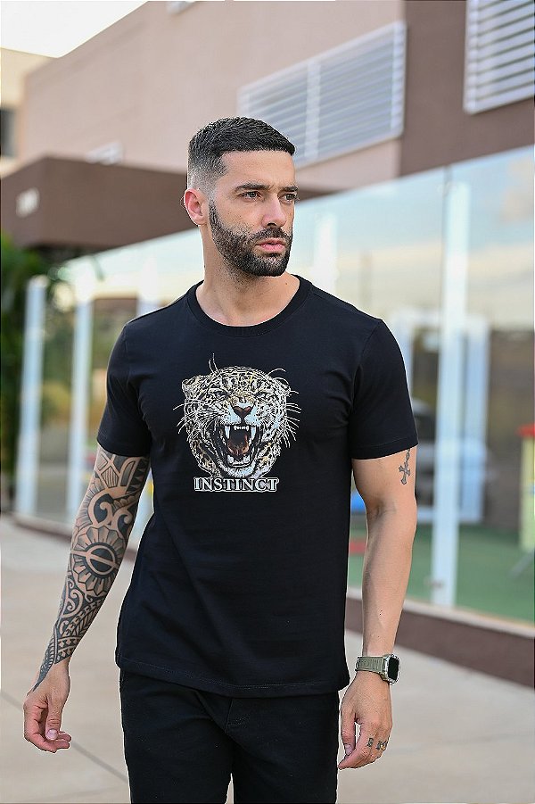 Camiseta Premium Algodão Preta leopardo Estampada Menegotti