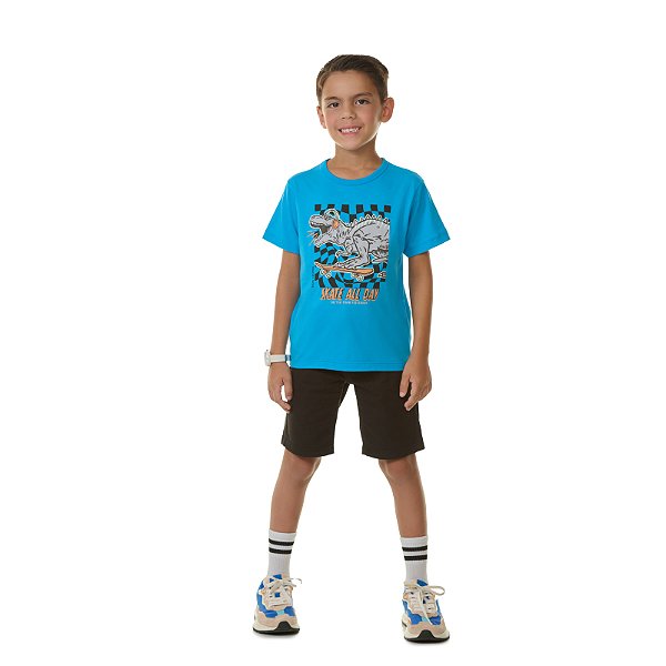 Camiseta masculina, meia malha com detalhe que brilha no escuro