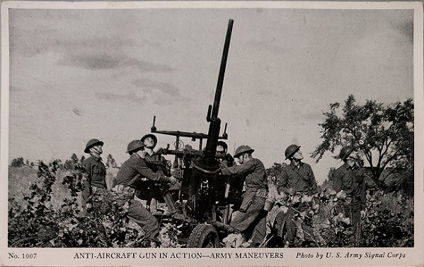 II Guerra - Canhão Antiaéreo em Ação - Manobras do Exército - Cartão Postal Antigo Original