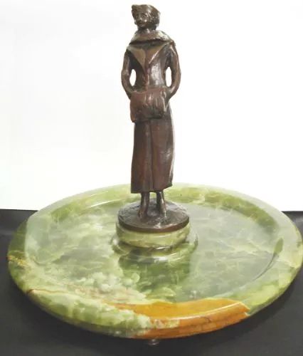 Escultura Austríaca em Bronze com Base Porta-cartão e Despojador em Onix
