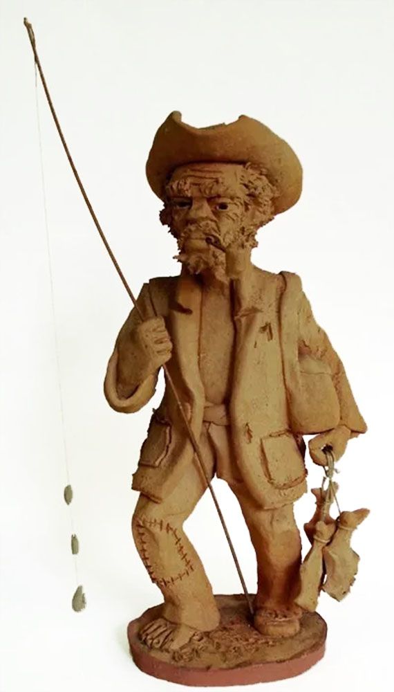 Ivan Brasil - Escultura em Barro, Figura de Pescador, Assinada, de 1982