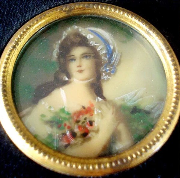 Antiga Pintura Miniatura sobre Celuloide, Figura de Dama, Vidro Bombê, 10 x 10 cm