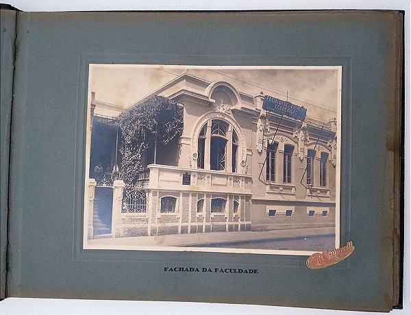 Álbum de Fotografias Formandos da  Faculdade de  Ciências Econômicas de Ribeirão Preto 1934