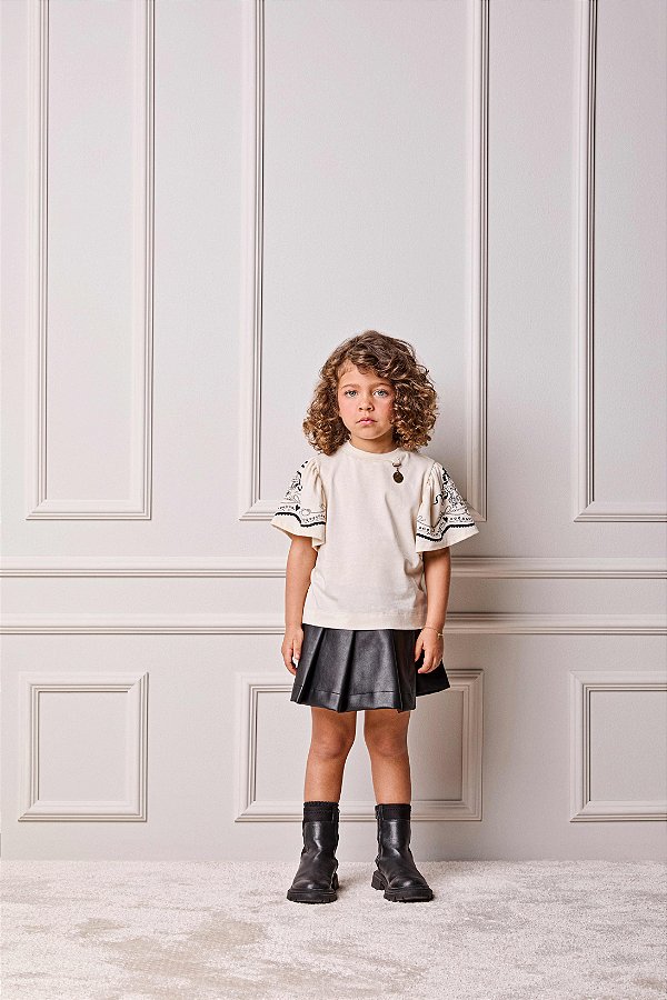 Shorts Saia Infantil Couro Com Pregas Anime