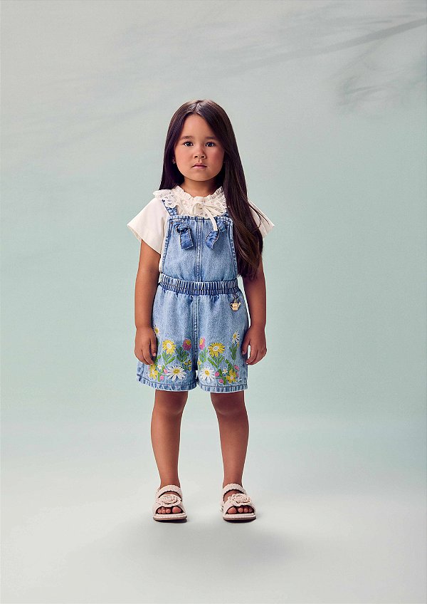 Jardineira Jeans Bordado Flor Anime