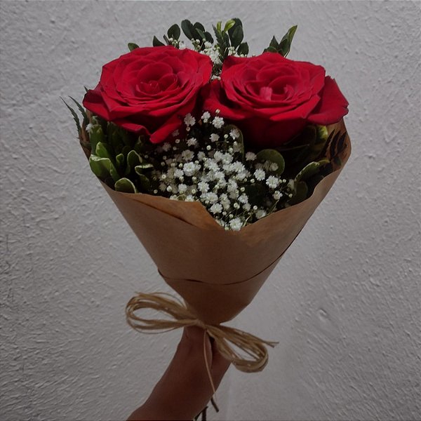 Buquê com Duas Rosas Colombianas
