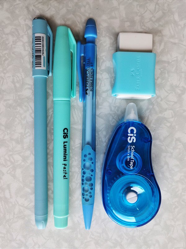 Kit escolar com 5 itens