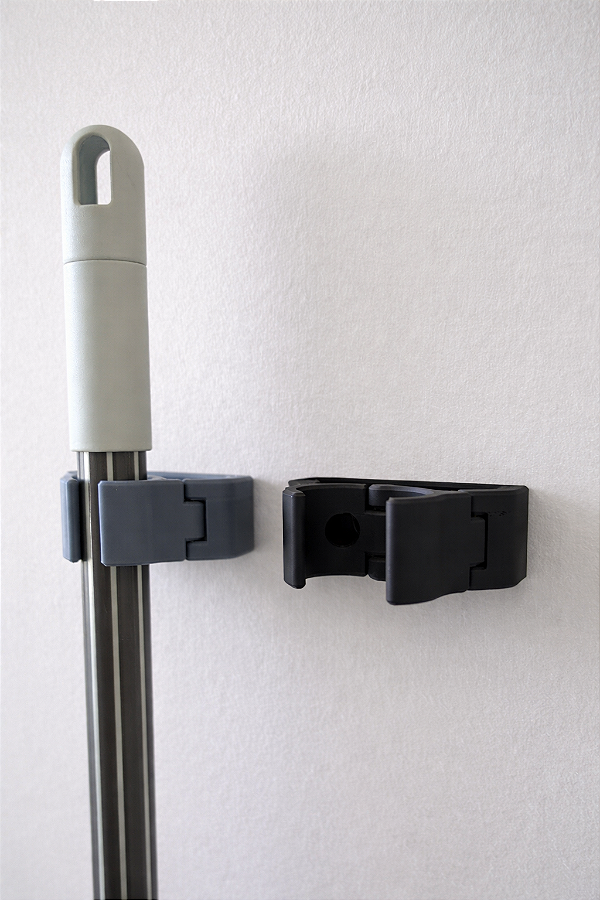 Suporte de vasoura de parede