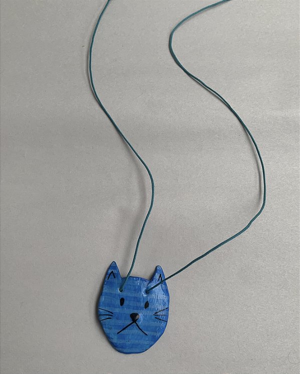 Colar Gato imperfeito