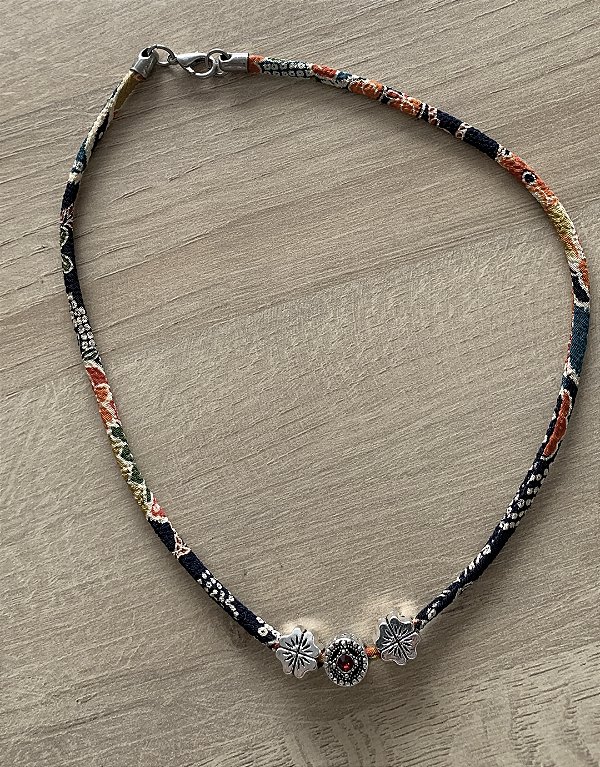 Choker Ando com sorte