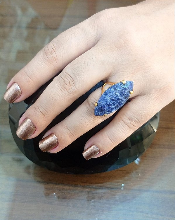 Anel Banhado a ouro 18k de Sodalita Azul.