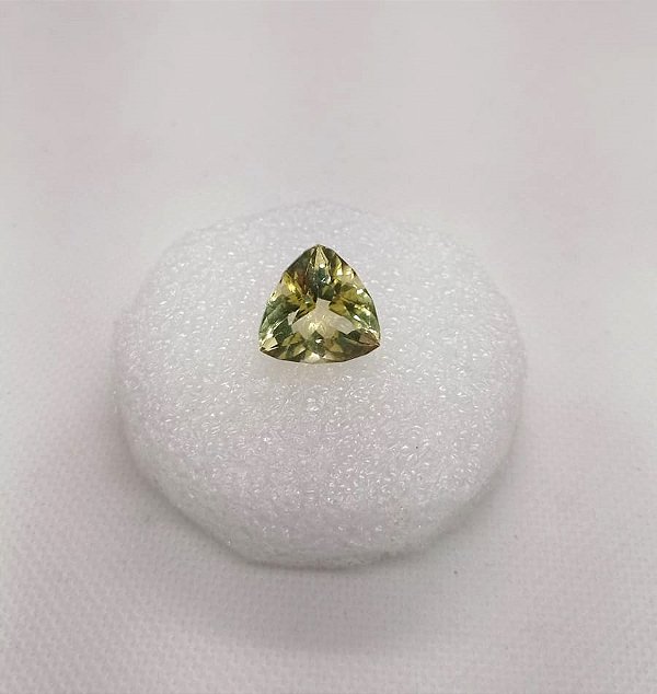 Quartzo Green Gold Trilhon 15 mm