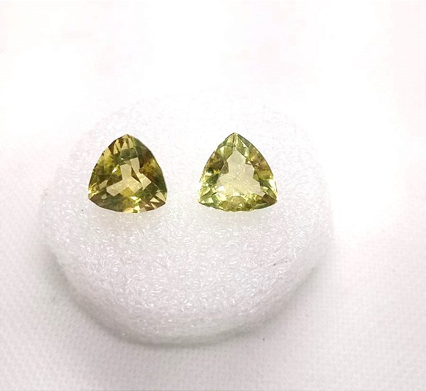 Quartzo Green Gold Trilhon Par 14mm
