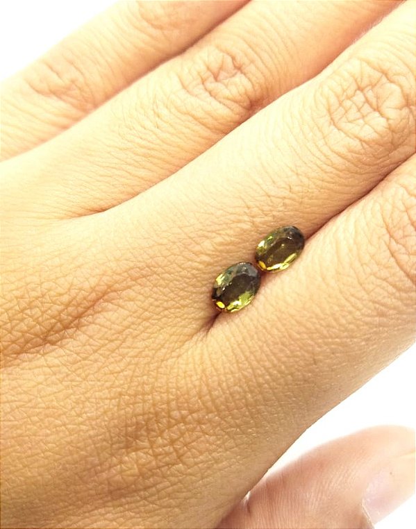 Andaluzita Oval Par 5x7mm