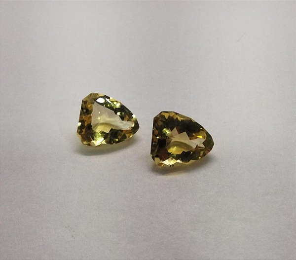 Citrino Facetado Triangular 12x13,5mm