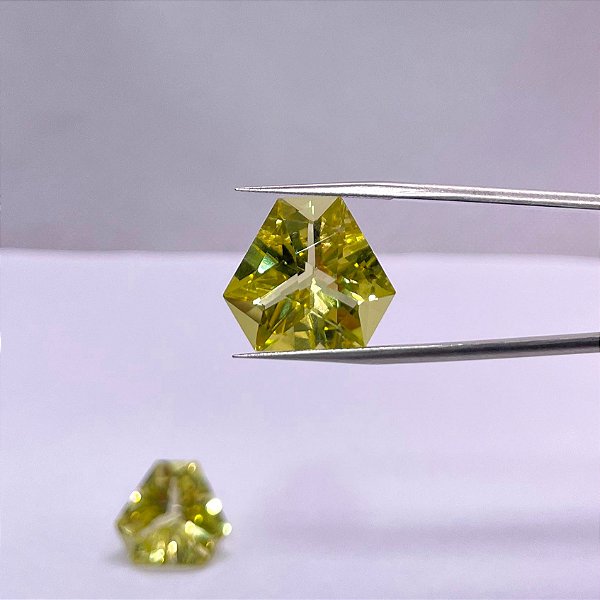 Quartzo Diverso Green Gold Par 16x19