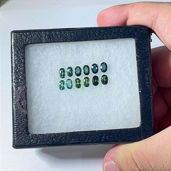 Turmalina Verde Oval 4x6 mm Degradê