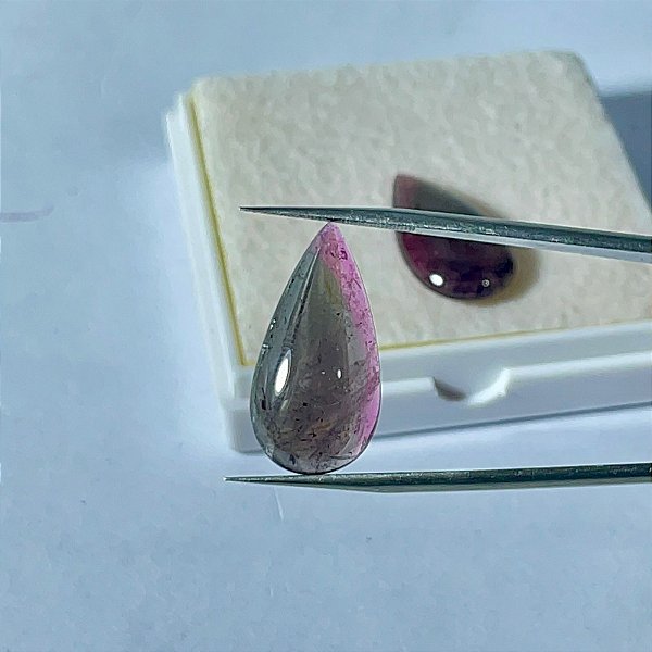 Turmalina gota Cabochão Bicolor Par 25x13 mm